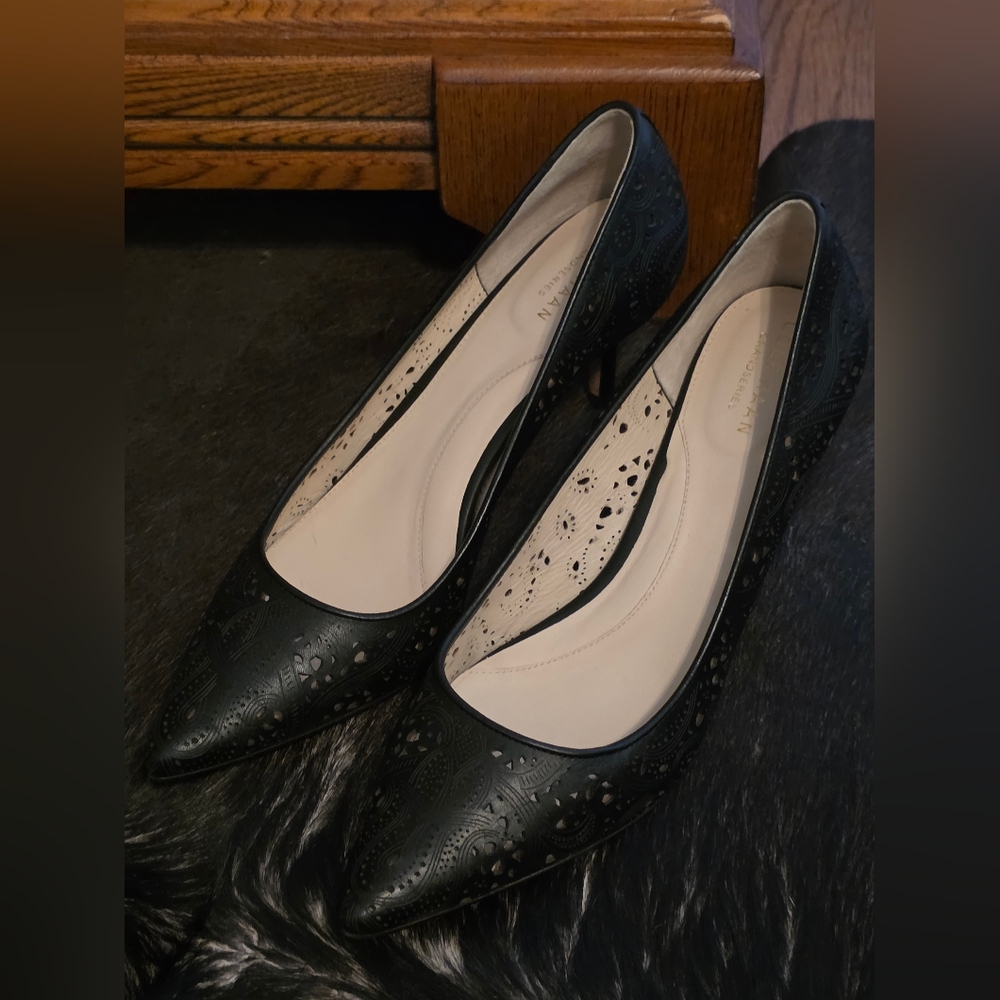 Cole Haan Black Vesta Pump, Women's Size 9B